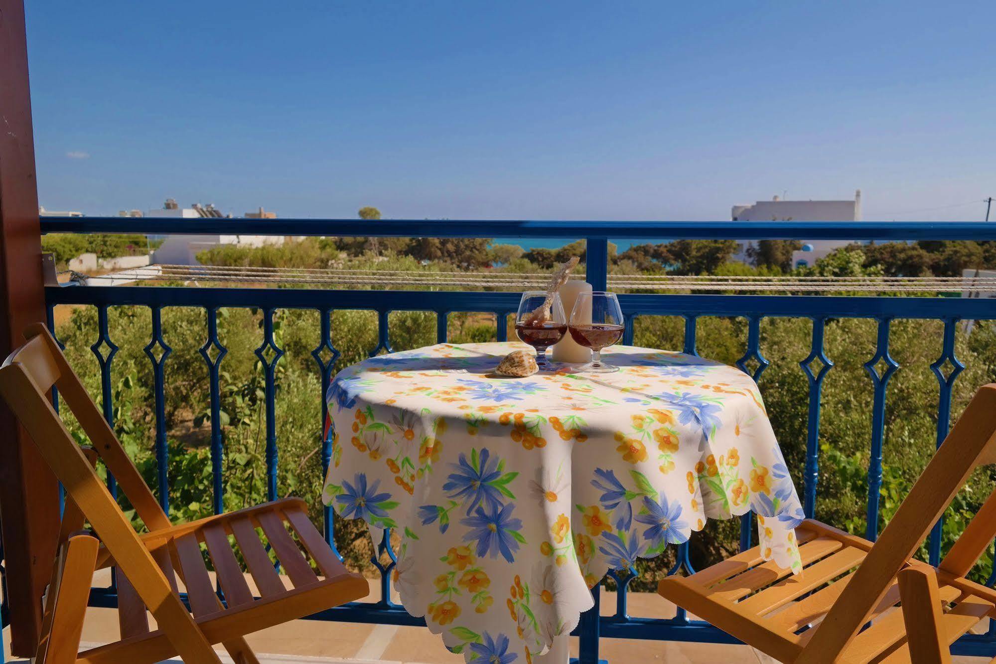 Mina'S Studios In Naxos Island Агиос-Прокопиос Экстерьер фото